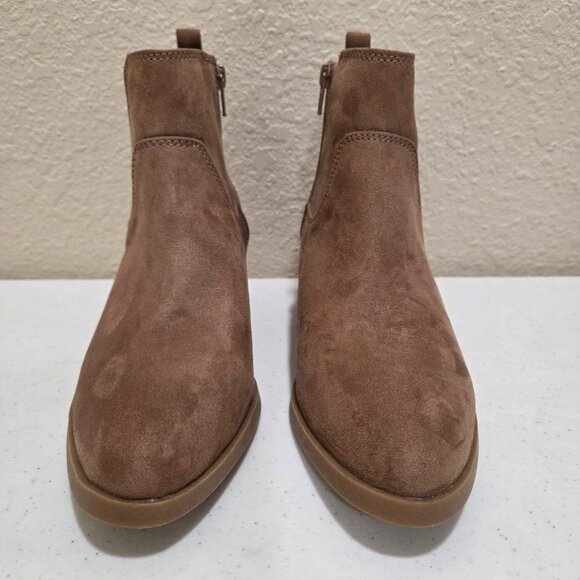 Beige Booties Fall Color Suede Women's Size 8 Old Navy Block Heel Almond Toe - Picture 3 of 10